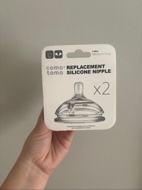 Como Tomo Replacement Silicone Nipple (Medium Flow) - Clear - Pack of 2 NIB